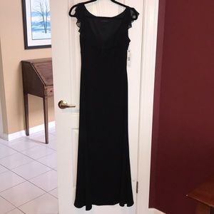 Cute Elie Tahari Maxi formal cocktail dress NWT